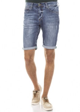 shorts-2604804_1280